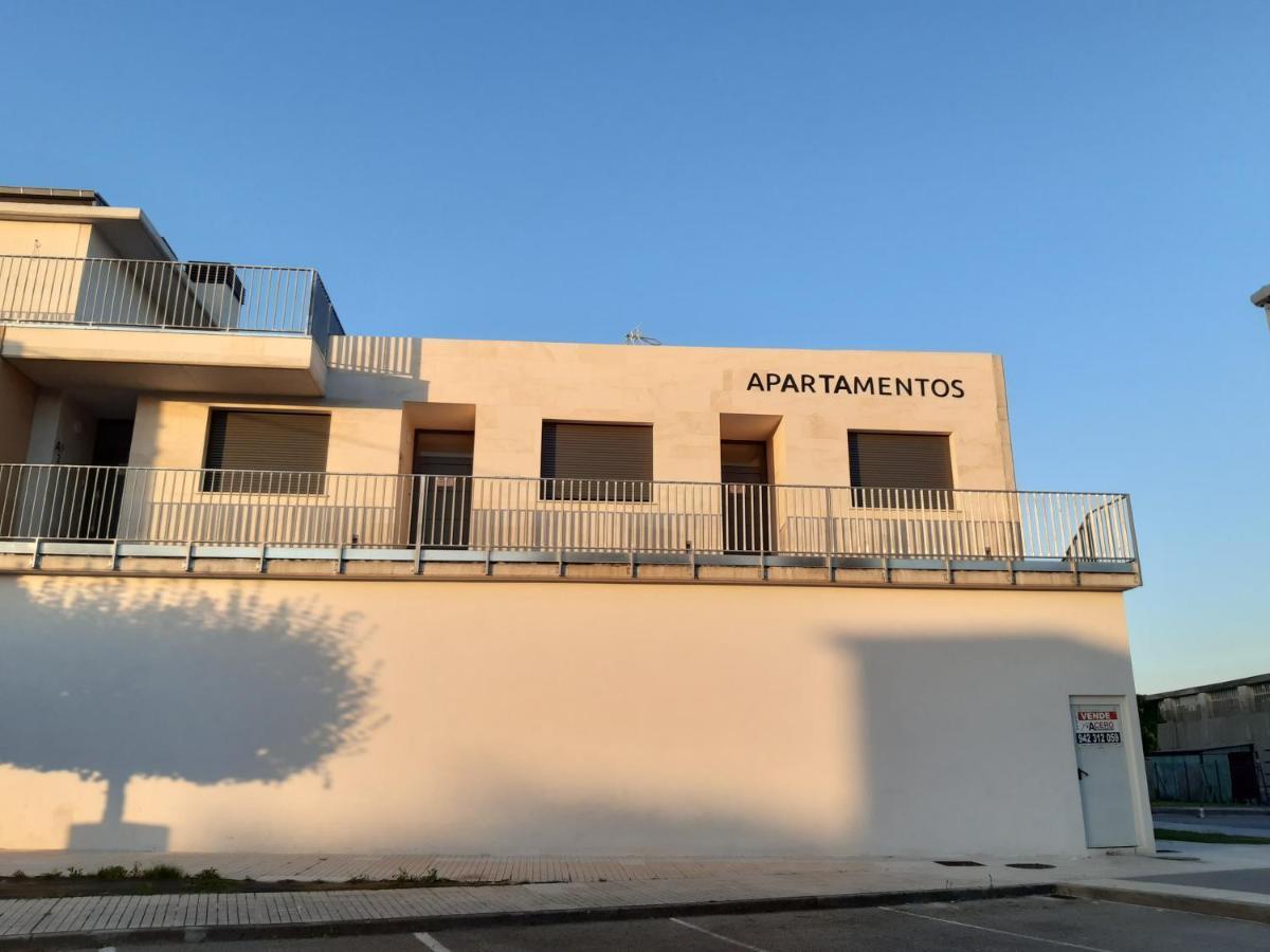 Apartamentos Salitre Soto de la Marina Exterior photo